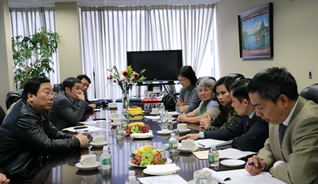 Overseas Vietnamese Affairs Committee holds working session in New York - ảnh 1